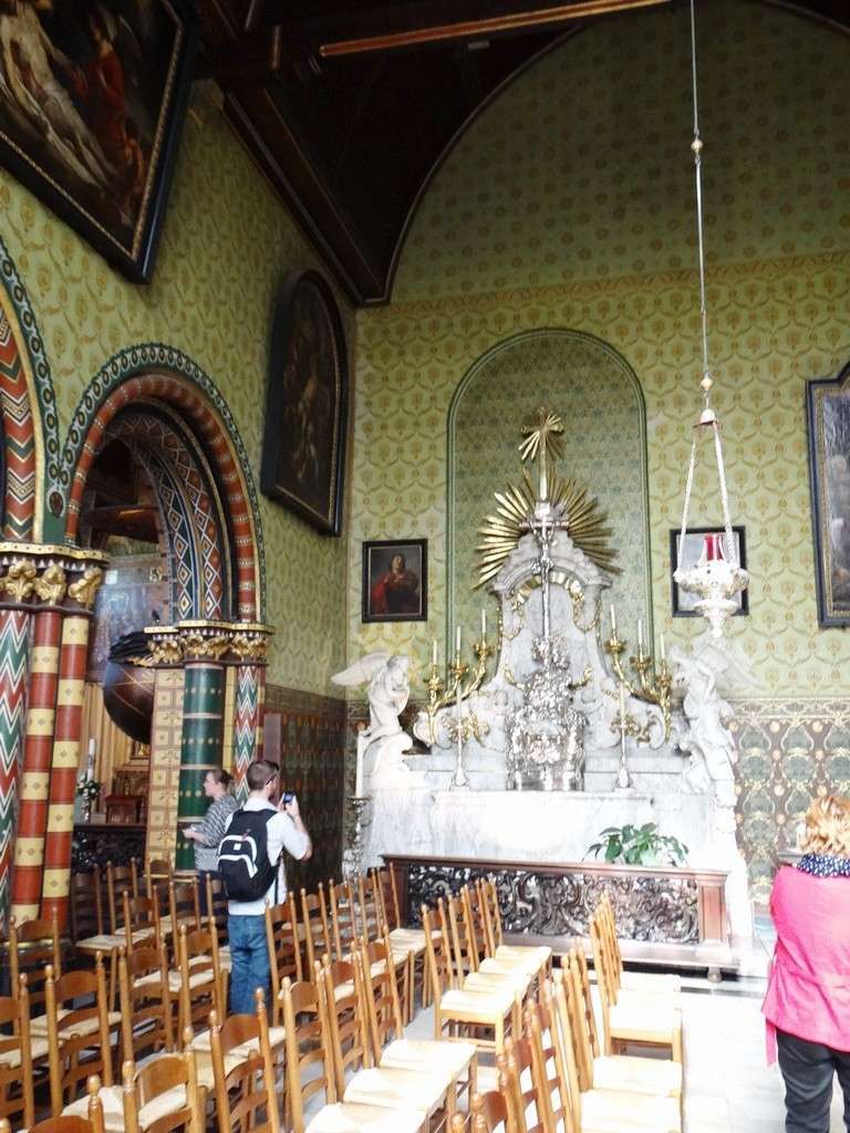 Брюгге. Базилика святой Крови Христовой