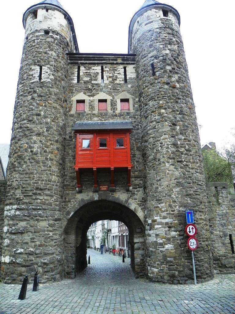 Маастрихт. Городские ворота