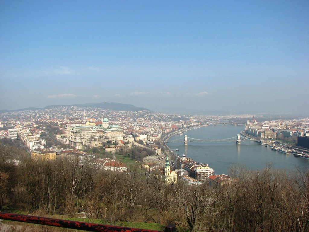 Будапешт. Вид со смотровой площадки холма Геллерта