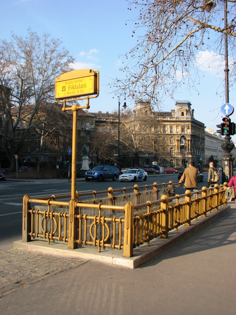 Будапешт. Жёлтая ветка метро