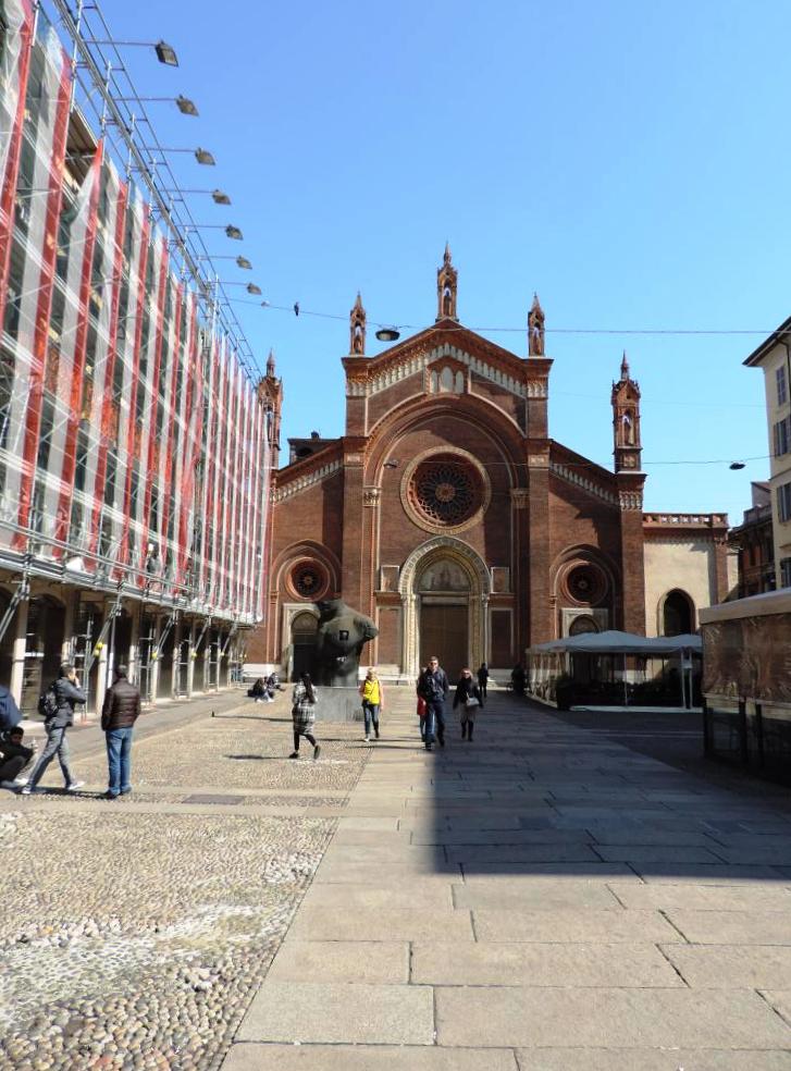 Милан Церковь св. Марии дель Кармине