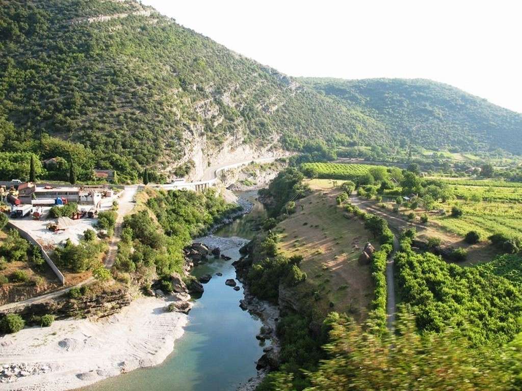 Черногория. Вид из поезда