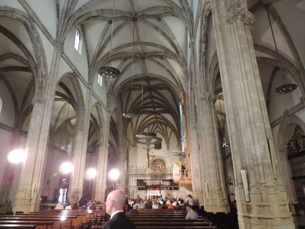 Алькала де Энарес - Кафедральный собор св. детей Юстуса и Пастора