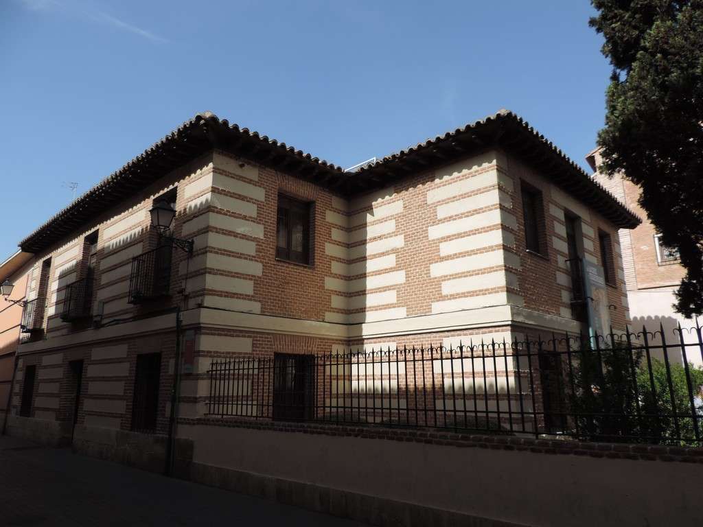 Алькала де Энарес - Дом-музей Сервантеса