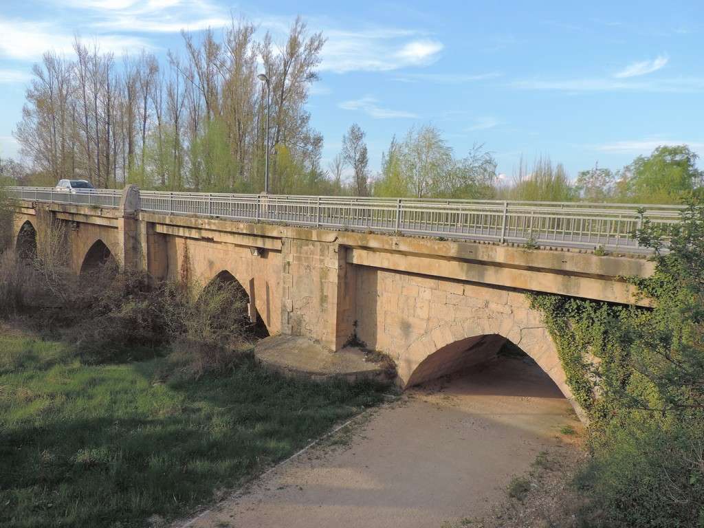 Альмасан - средневековый мост