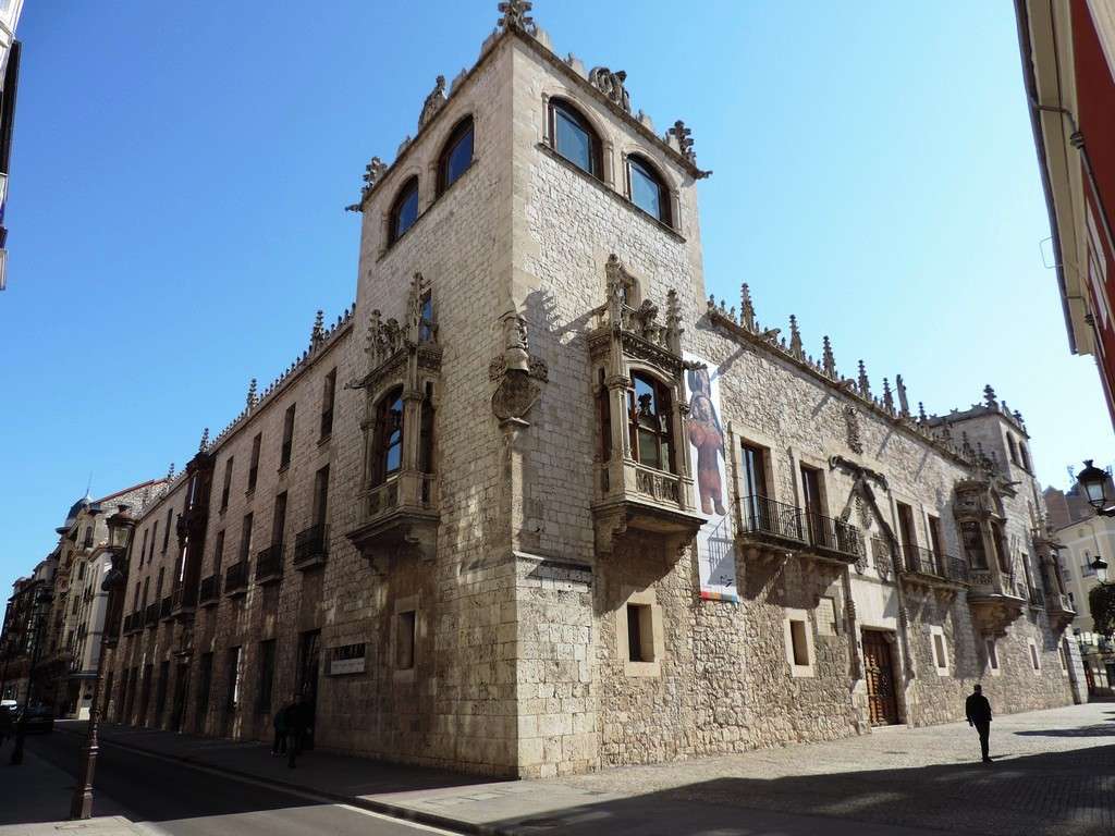 Бургос - Дом шнура - дворец коннетаблей Casa del Cordón - Palacio de los Condestables