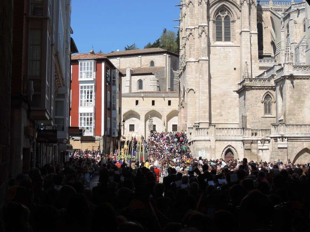 Бургос - Религиозное шествие во время Страстной недели