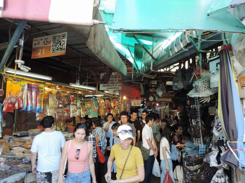 Bangkok. Chachutak Market