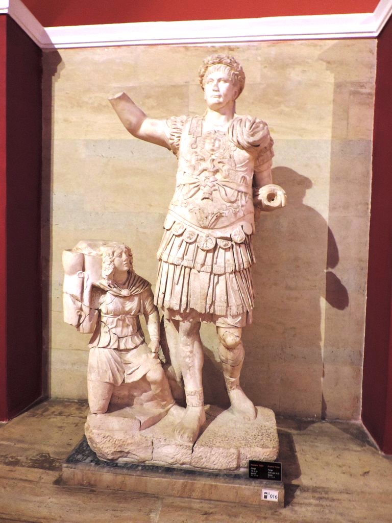 Музей Антальи - Император Траян
